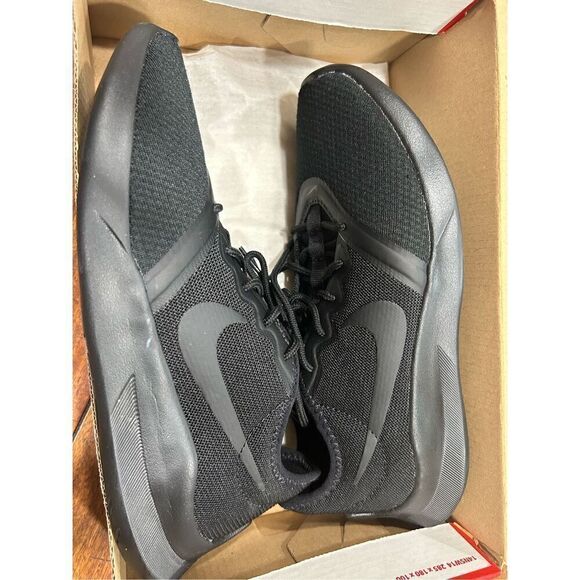 NIKE women size 6.5 - Picture 4 of 6